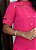 Blusa Crepe Pink Manga Média com Viés nas Mangas e Colo Recortes - Imagem 3
