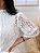 Blusa Renda Branca Blusa Kimono Mangas Evasê com Bordados Manuais na Gola - Imagem 9