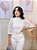 Blusa Renda Branca Blusa Kimono Mangas Evasê com Bordados Manuais na Gola - Imagem 11