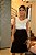 Blusa Crepe Nobre Branca Cavada com Decote em V com Nervuras Largas Frontais Cropped Madame - Imagem 1