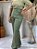 Calça Linho  Verde Oliva Pantalona Com Bolsos Verdugos Assimétrico Frente, Bolsos Verdugos Atrás E Elástico Na Cintura - Imagem 1