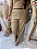 Calça Alfaiataria Cáqui Pantalona Evasê Com Passantes E Bolsos Frente - Imagem 16
