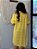 Vestido Crepe Trabalhado Amarelo Chamisiê Com Passantes Na Manga, Corte Oval Na Barra - Imagem 6