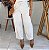 Calça Tricoline Listras Natural Reta Com Bolsos, Fecho Frontal e Pregas Na Barra - Imagem 1