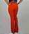 Calça Alfaiataria Vermelho Alaranjado Flare com Nervuras Finas nos Bolsos Traseiros e Nervuras Frontais - Imagem 5
