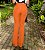 Calça Alfaiataria Feminina cor Caramelo Flare com Nervuras Horizontais no Quadril e Bolsos - Imagem 5