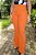 Calça Alfaiataria Feminina cor Caramelo Flare com Nervuras Horizontais no Quadril e Bolsos - Imagem 2
