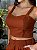 Top Cropped Feminino Alfaiataria Recortes Com Botões Marrom - Imagem 3