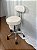 Mocho Tradicional Assento Giratório Com Encosto - Akmed - Branco - Showroom - Imagem 2