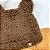 TOUCA TEDDY COM ORELHINHAS FOFOTINHOS - MARROM - UNISSEX - Imagem 4
