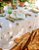 Toalha mesa linho com bordados de muguet - Imagem 1