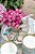 Coelho branco com desenho de rosas e cachepot verde pastel - Imagem 3
