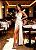 Vestido Longo Branco Amarrado Decote V Fenda Lateral - Elegância para Ocasiões Especiais - Imagem 1