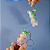 Gloss com Chaveiro Urso Tiedye Mia Make 524 - Imagem 4