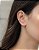 Brinco Ear Cuff Curva Cravejado em Prata 925 - Imagem 1