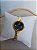 Relógio bracelete dourado fundo preto - Imagem 4