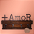 Suporte de parede de madeira e ferro com 4 ganchos "+ Amor" - Imagem 1