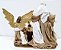 Sagrada Família em Resina Marfim, Branco e Dourado com Anjo da Anunciação de Asas Ouro 48x34x20cm - Ref 1203204 - Cromus Natal - Imagem 3