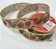 Fita de Natal Aramada Juta Estampa Pinhas com Borda Dourada 3,8x9x14cm - Fitas Natalinas - Ref 1014327 Cromus Natal - Imagem 1