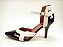 Scarpin Alto Chic Preto e Branco Verniz Fivela Tornozelo - Imagem 4