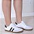 Tênis Vintage de Couro Branco com Listra Preta - Imagem 5