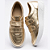 Tênis Feminino Metalizado Dourado Com Fecho Colante Calce Fácil - Imagem 3