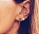 Brinco Ear Hook Silhueta com Esmeralda em ouro 18k - Imagem 5
