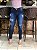 Calca Jeans Feminina Destroyed Cintura Alta Com Lycra Hot Pants Azul esc - Imagem 2