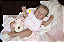 Boneca Bebê Reborn Menina Spencer 49 Cm Olhos Fechados Bebê Gordinha Linda Encantadora Com Enxoval - Imagem 3