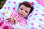 Bebê Reborn Menina Shyann 43 Cm Olhos Abertos Princesinha Realista Acompanha Chupeta E Enxoval - Imagem 4