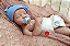 Bebê Reborn Menino Levi 49 Cm Olhos Fechados Silicone Sólido Com Detalhes Reais Acompanha Enxoval - Imagem 2