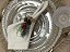Porta-Guardanapo Natalino com Pinhas, Folhagens e Frutos Vermelhos – Argola de Madeira - Imagem 4
