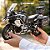 Miniatura BMW R 1250 GS PREMIUM TRIPLE BLACK 2022 - Escala 1:6 - 37 cm - Acende Farol, Lanterna, Spray, Aceleração - Imagem 1