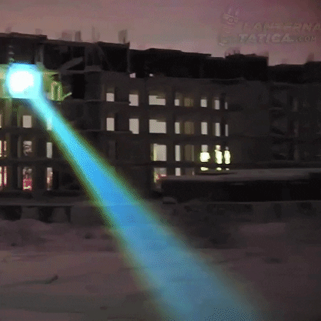 Lanterna Tática Viking III 9.500.000 Lumens LED CULPM1 V3 Sabre de Luz Alcance 2000m Bateria Longa Duração - Imagem 2