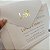 Convite Casamento Envelope Branco Inicias Nomes Metalizado Borda em Relevo - Imagem 3