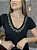 Tshirt Feminina Decote V Preta Thayla - Imagem 5