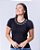 Tshirt Feminina Decote Redondo Preta Diana pérola azul - Imagem 4