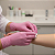 Luva Nitrílica Rosa P Descartável Sem Pó Soft Aid Caixa C/100 Unidades - Imagem 2