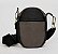 Bolsa Tiracolo Pequena Shoulder Bag em Couro e Lona e alça removível com bolço externo - cor preta - Imagem 1
