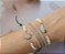 PULSEIRA EM PÉROLAS DE ÁGUA DOCE E ESTRELA CRAVEJADA BANHADA A RÓDIO - Imagem 2