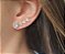 BRINCO EAR CUFF CORAÇÕES CRISTAIS BANHADO A OURO - Imagem 2