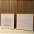 Conjunto 2 Quadros Decorativos Maxi Textured White 55x55cm cada com moldura madeira crua. - Imagem 1