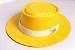 Chapéu Pork Pie Amarelo Aba Média 7cm Palha Shantung Faixa Amarelo Pastel - Coleção Elástica - Imagem 3