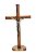 Crucifixo de Mesa. Cilíndrico, Madeira, Metal Ouro Velho. 26cm. Eis o Cordeiro de Deus - Imagem 1