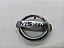 EMBLEMA NISSAN PARACHOQUE DIANTEIRO NISSAN VERSA 2018 - Imagem 1