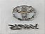 EMBLEMA TOYOTA TAMPA TRASEIRA YARIS SEDAN 1.5 2023 ORIGINAL - Imagem 3