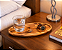 Bandeja Viena em Madeira Teca – Elegância e Funcionalidade | Casa de Lila - Imagem 1
