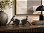 Conjunto Porta Livros Homens Empurrando 18cm – Design Moderno e Sofisticação Decorativa | Casa de Lila - Imagem 1