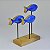Enfeite Trio de Peixes Azuis no Pedestal em Madeira 23x24x8 cm - Imagem 2