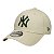 Boné New Era League Essential 940 New York Yankees Bege - Imagem 1